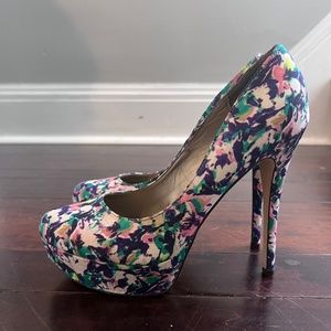 Colorful platform pump heels, size 9